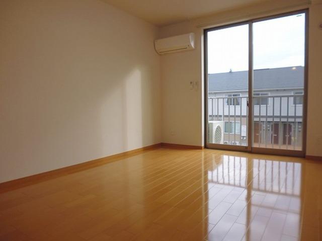 メロンハウス鶴羽田（210） 部屋画像