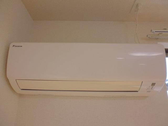 メロンハウス鶴羽田（210） 部屋画像