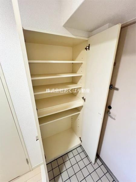 スプランドゥール新屋敷（0702） 収納