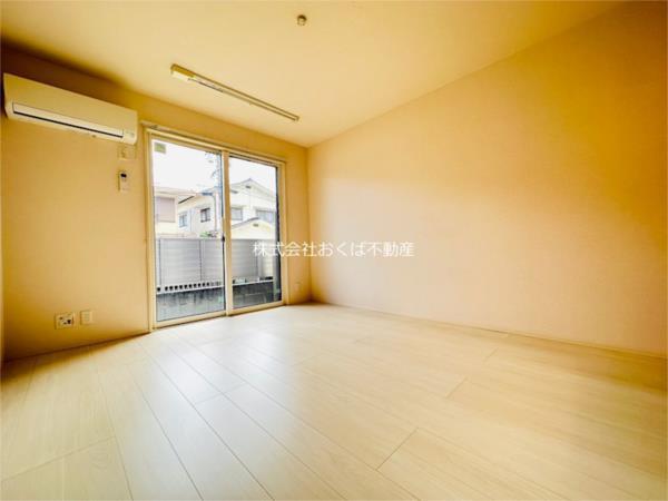 熊本市中央区内坪井町アパート リビング