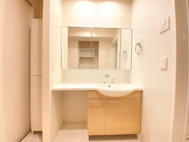 ニューロイヤル（102） 部屋画像