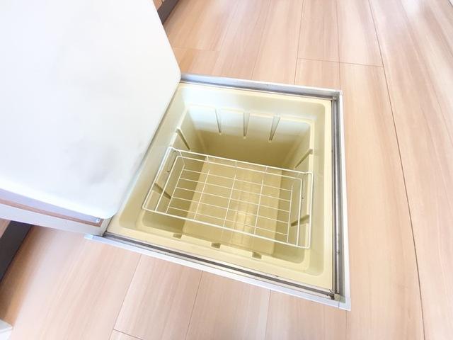 ニューロイヤル（102） 部屋画像