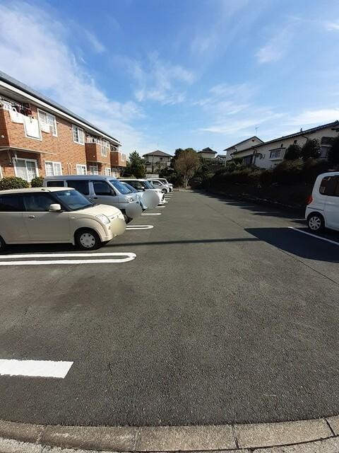 エスポワール武蔵ヶ丘北（205） 駐車場