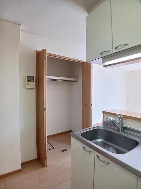 Ｖｉｌｌａ　桜（103） 収納