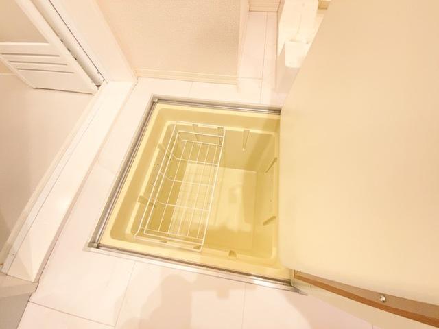 ニューロイヤル（102） 部屋画像