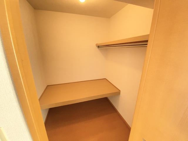 ロイヤルコーポ弓削（203） 部屋画像