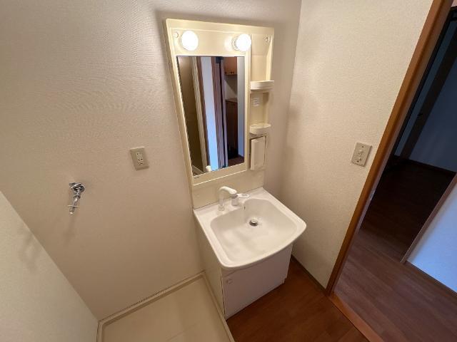 グレイスイサキ 部屋画像