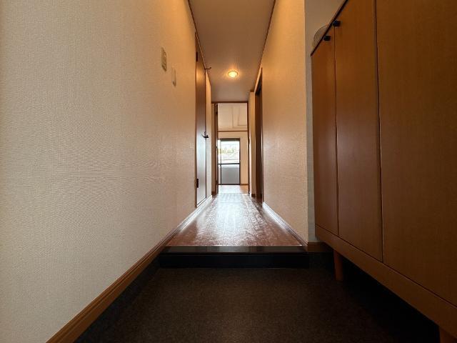 グレイスイサキ 玄関