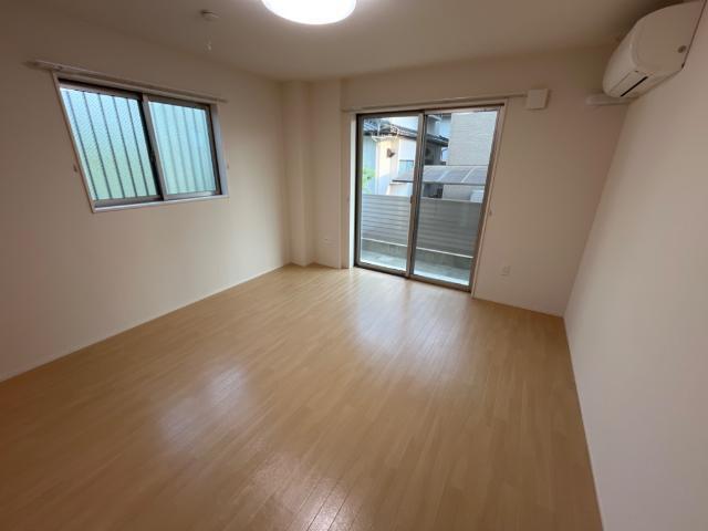 アムールデーア 室内