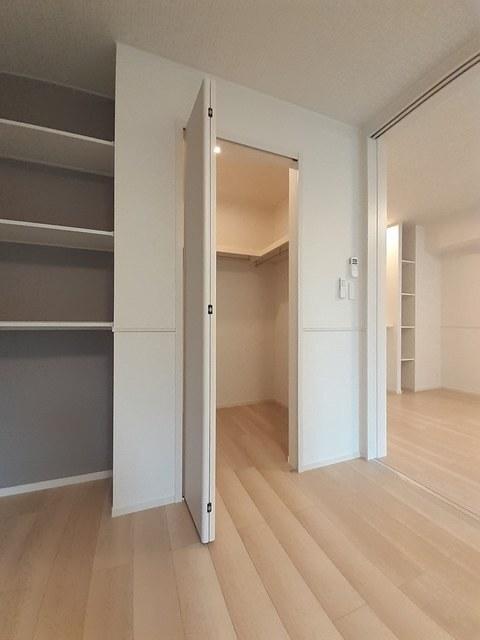 ノースリリー楠野（102） 収納