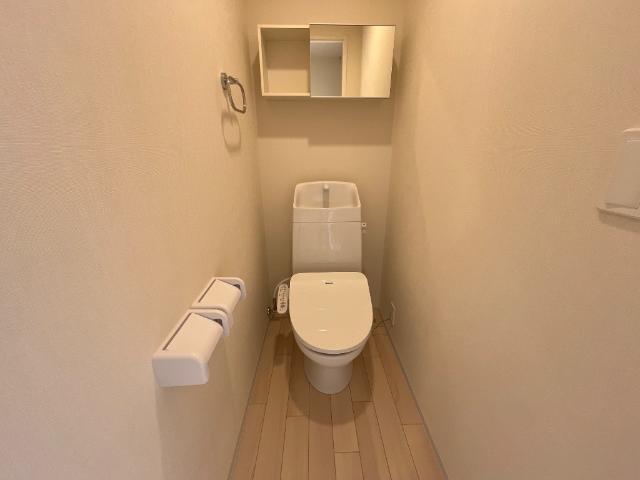 アジュール トイレ