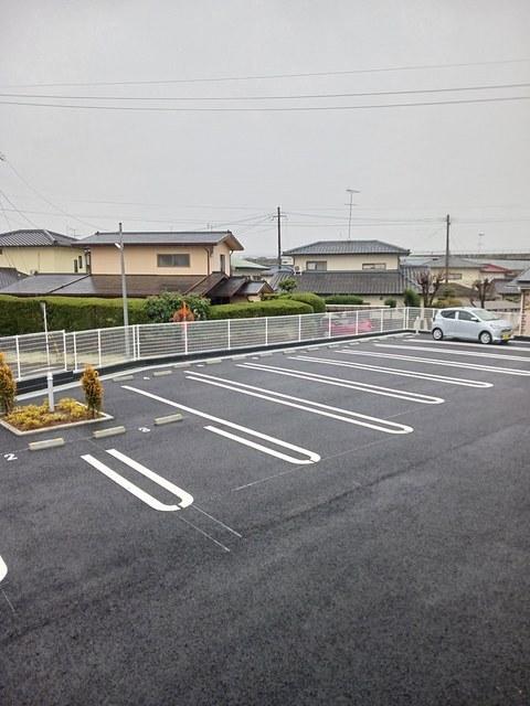 ウェスト須屋（201） 駐車場