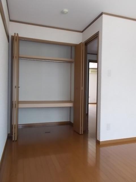ラ・プラージュ　ミューズ（101） 収納