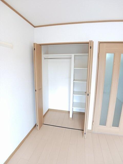 カルフールＢ．Ｃ白山（302） 収納