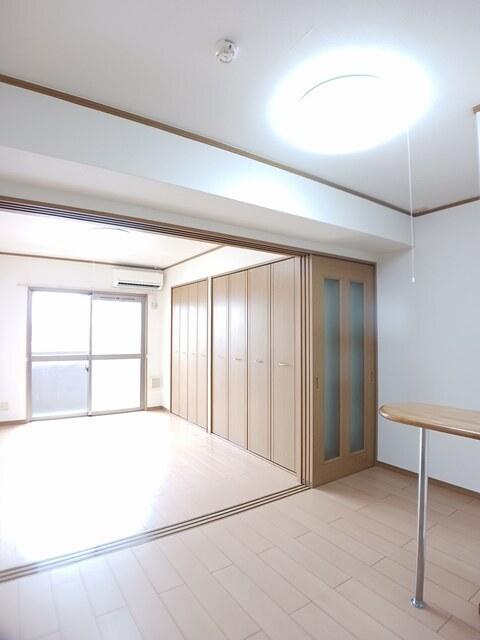 レルベ保田窪（306） 室内