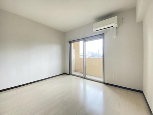 カーネリアン新屋敷（605） リビング