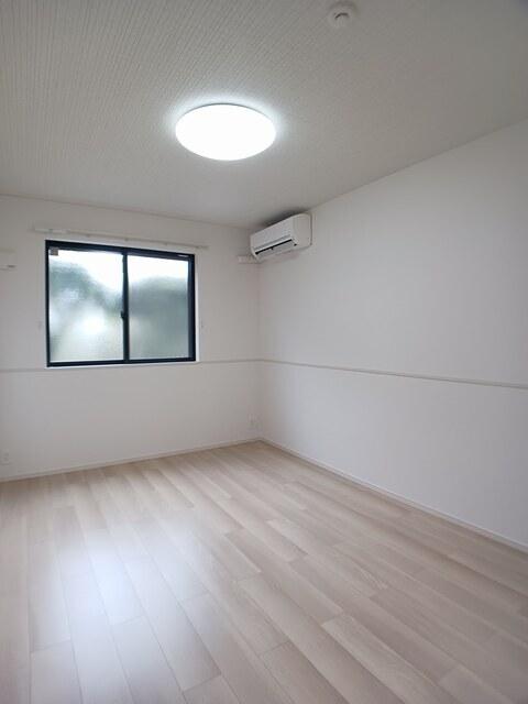 Ｋｕｒａ・保田窪本町（105） 室内