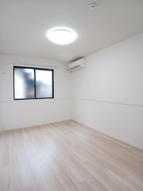 Ｋｕｒａ・保田窪本町（103） 室内