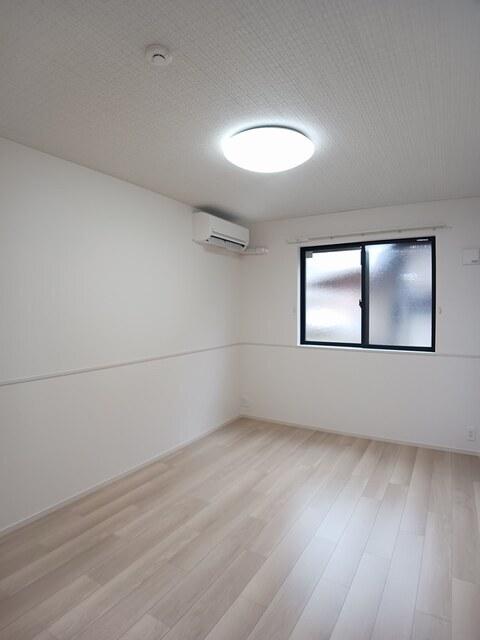 Ｋｕｒａ・保田窪本町（102） 室内