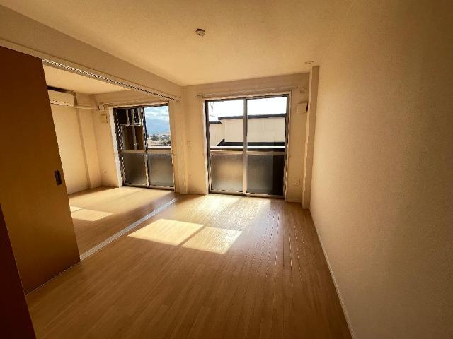 茉莉花 部屋画像