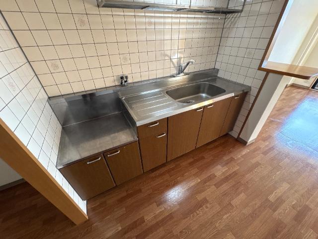 ハウスローリエ キッチン