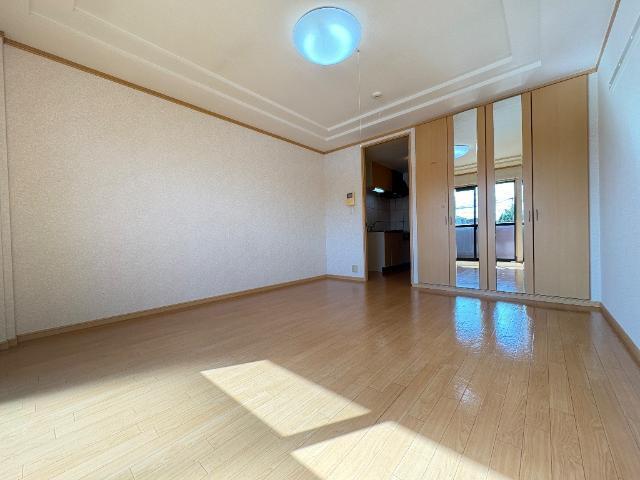 ラファエル 部屋画像