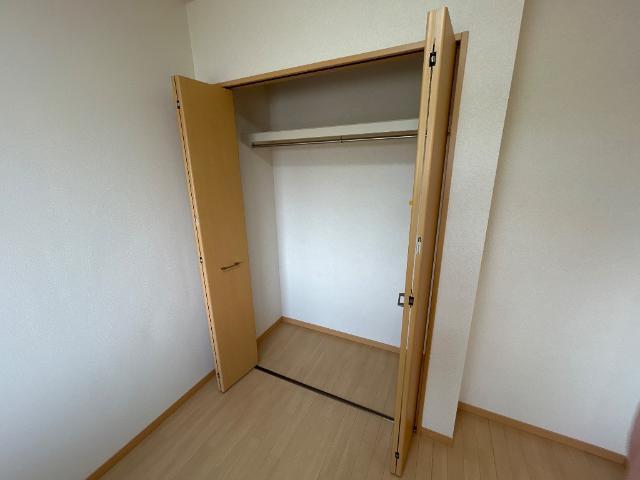 Ｌａ　Ｖｉｅ　ｅｎ　ｒｏｓｅ　ｈｉｌｌ 部屋画像