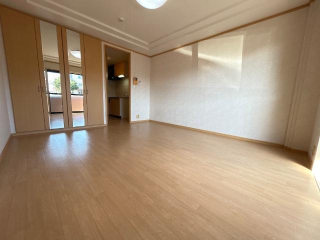 ラファエル 部屋画像