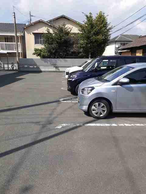 ノーブル・ヴィラ（101） 駐車場