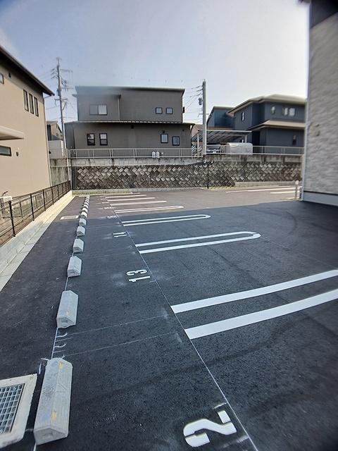 グラン・メゾン飛田Ｂ（103） 駐車場