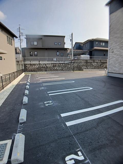 グラン・メゾン飛田Ａ（205） 駐車場
