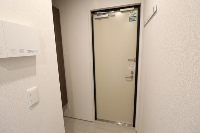 TORISIA上代（301） 玄関
