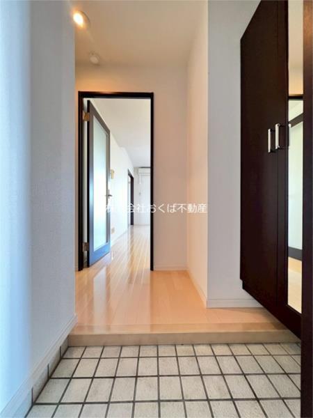 QueenRich新屋敷（802） 玄関