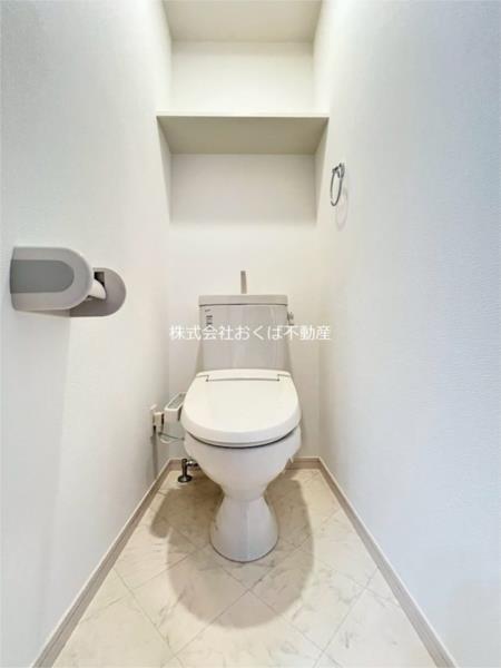 QueenRich新屋敷（802） トイレ