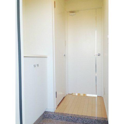 EMYU新町（409） 玄関
