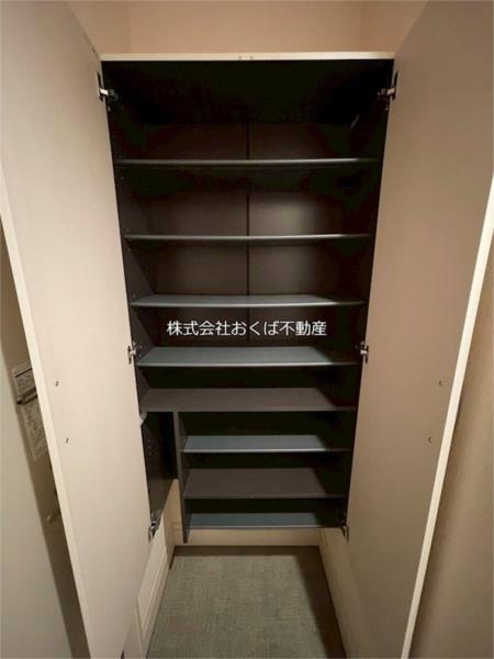 熊本市中央区子飼本町アパート 収納