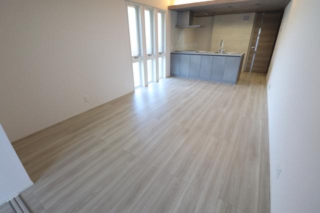 Crest Court（301） 部屋画像