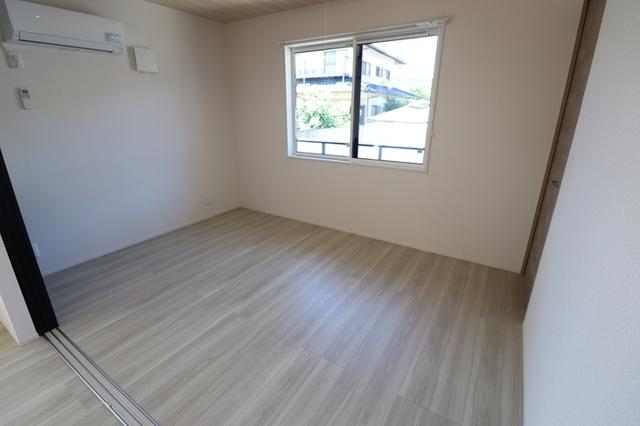 Crest Court（105） 部屋画像