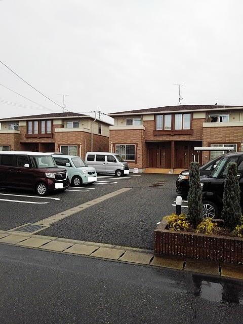 レガーロ弐番館（101） 駐車場