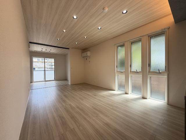 Crest Court（101） 部屋画像