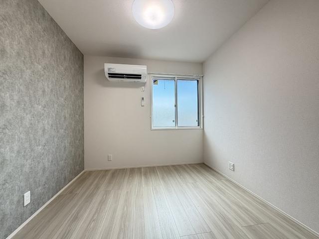 Etoile・Bright(ｴﾄﾜｰﾙ･ﾌﾞﾗｲﾄ)（101） 部屋画像