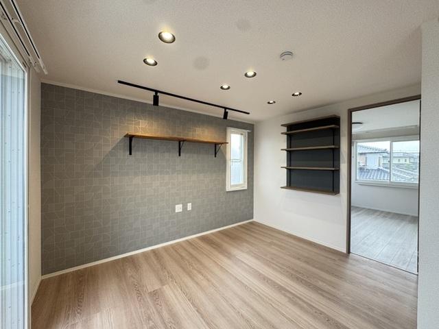 トゥインクル塔乃本　B棟（201） 部屋画像