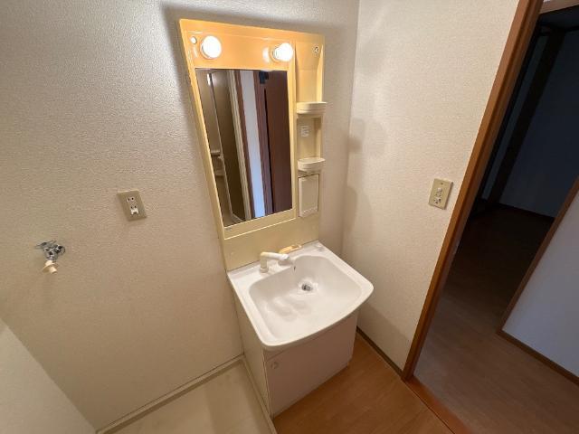グレイスイサキ 部屋画像