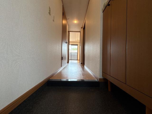 グレイスイサキ 玄関