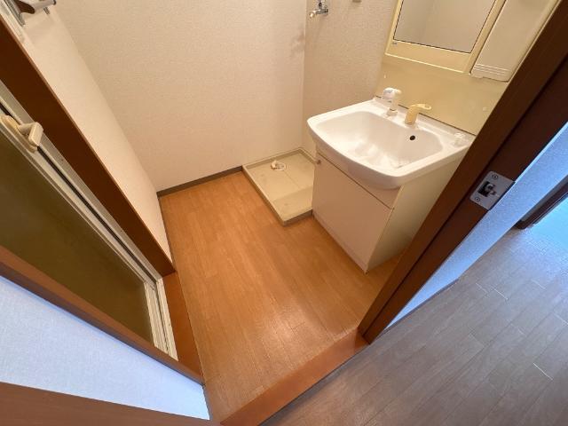 グレイスイサキ 部屋画像