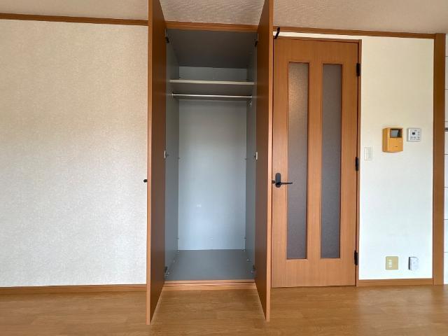 グレイスイサキ 部屋画像