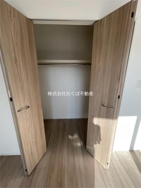 ノヴァイフ黒髪（302） 収納