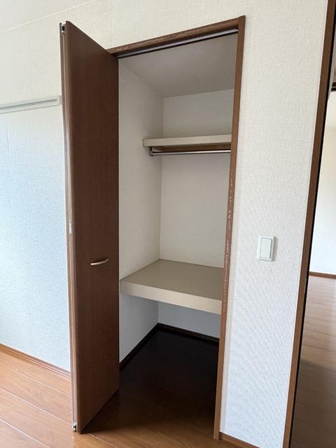 サン・ローズ出水（105） 収納