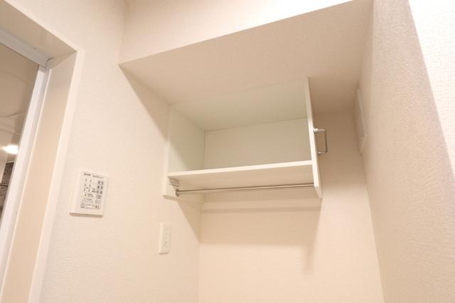 ザ　スターリング新外（302） 収納