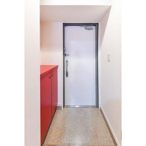 EMYU新町（205） 玄関